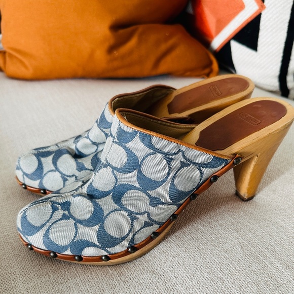 🔥 TRENDING 🔥 Vintage Coach Denim Clog Mules Size 8 - Picture 9 of 12